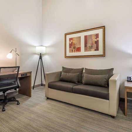 Country Inn & Suites By Radisson, Watertown, Sd Exteriér fotografie